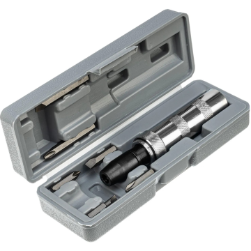 Impact screwdriver 1/2" with a set of bits