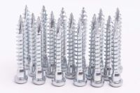 Pan head fastening screw for carpentry connectors